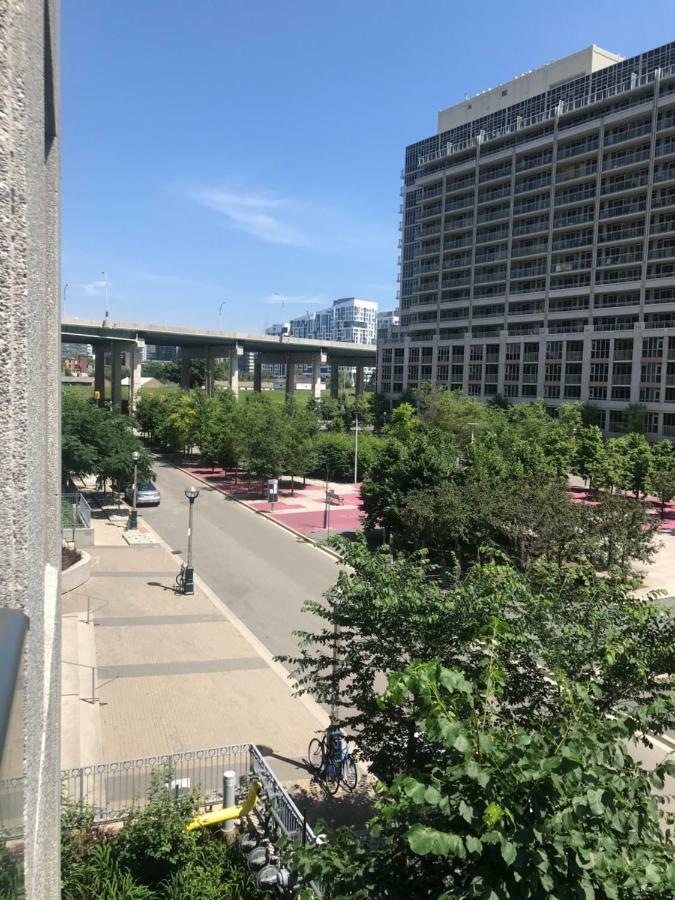 Executive 1 Bedroom Condo Sleeps 2 Toronto Ngoại thất bức ảnh