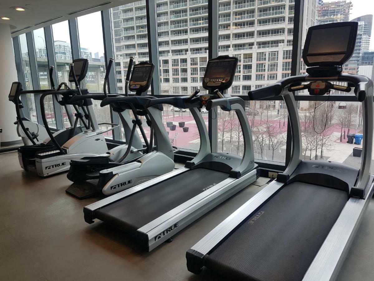Executive 1 Bedroom Condo Sleeps 2 Toronto Ngoại thất bức ảnh