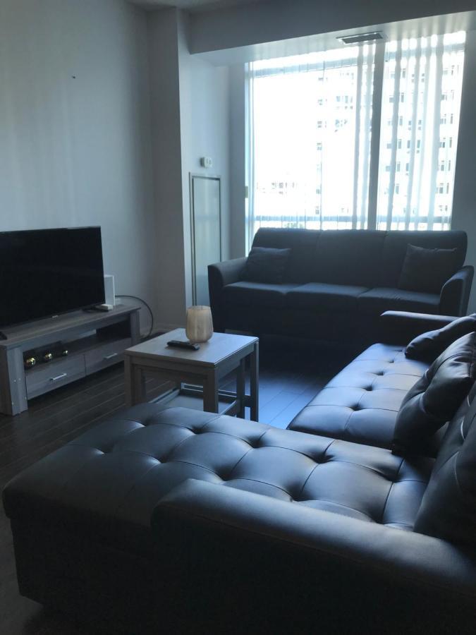 Executive 1 Bedroom Condo Sleeps 2 Toronto Ngoại thất bức ảnh